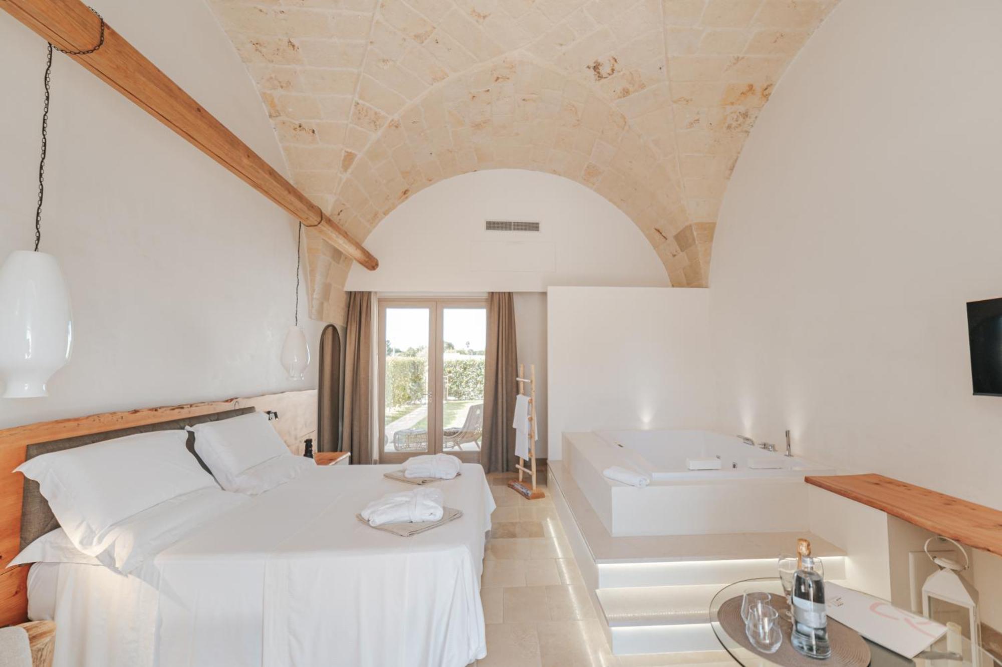 Masseria Longa Boutique Hotel Otranto Exterior foto